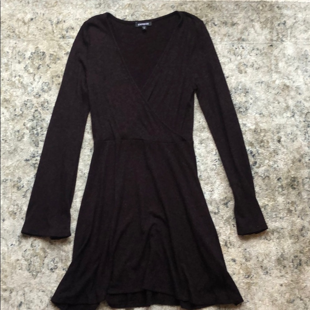 Express Long-sleeve Red and Black Dress